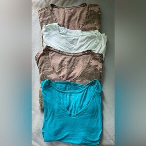 Lot of four XL Universal Thread and Merona t shirts